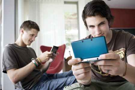 Chơi Game và Mua thẻ game, tốt hay xấu?